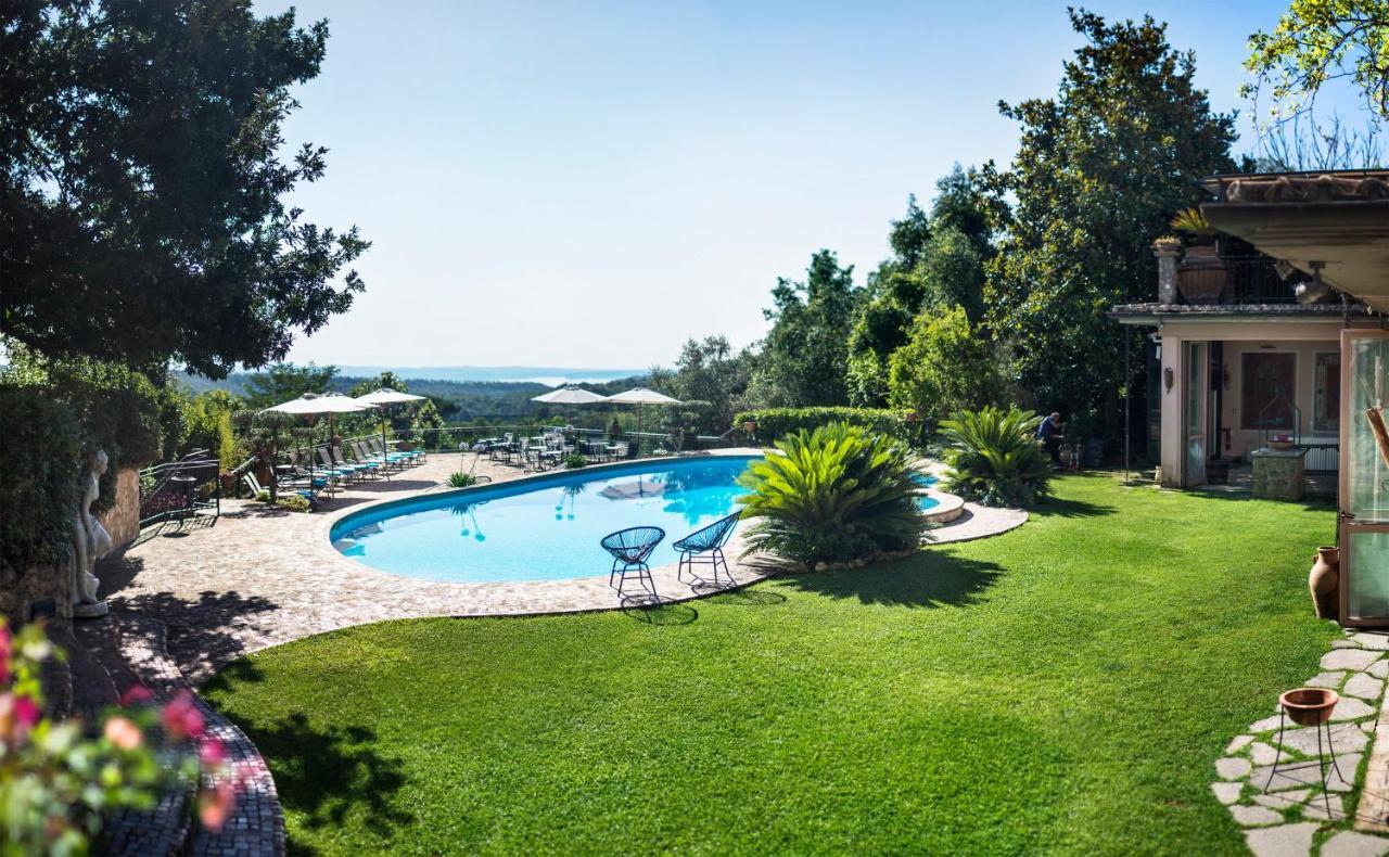 Villa Clodia Relais Manziana Exterior photo