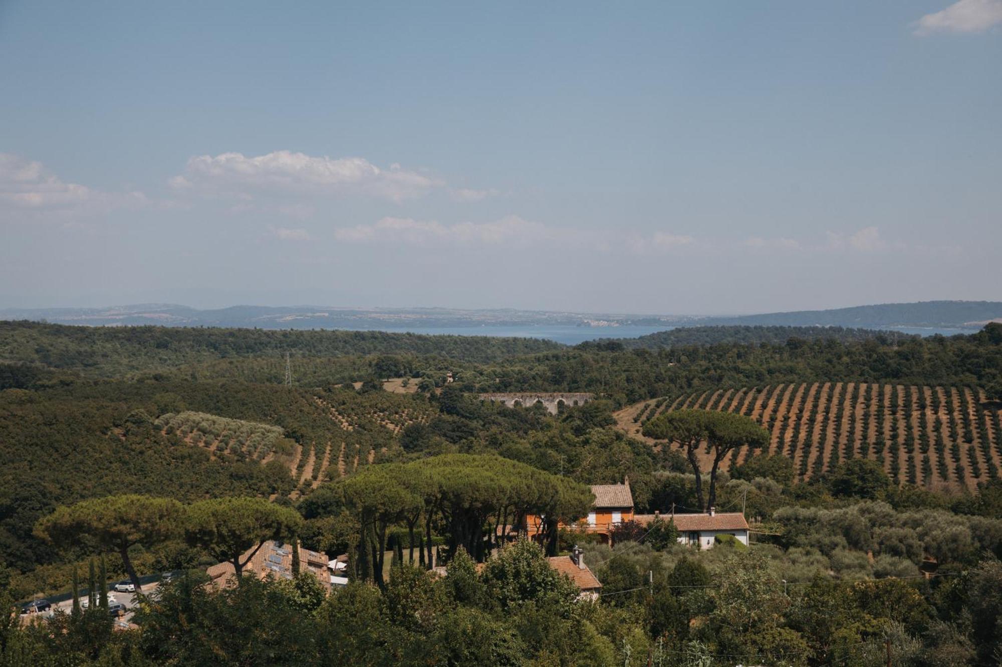 Villa Clodia Relais Manziana Exterior photo